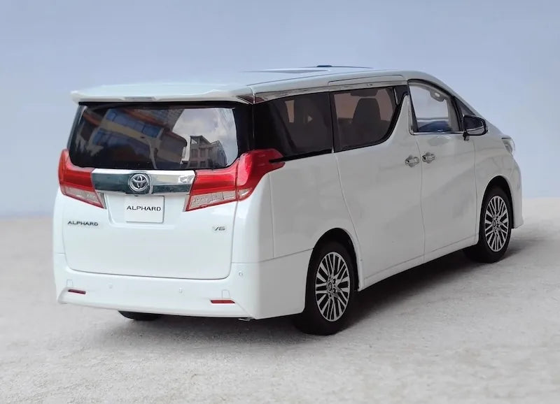 1:18 Toyota 2015 Alphard Die Cast Model Car