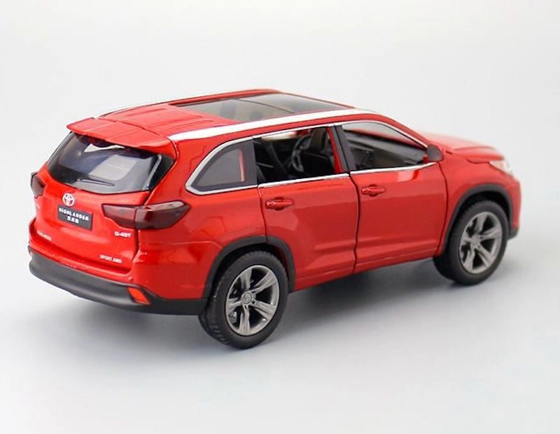 1:32 Toyota 2016 Highlander 3rd Die Cast Model Car