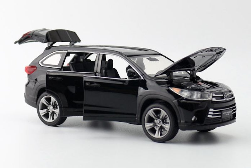 1:32 Toyota 2016 Highlander 3rd Die Cast Model Car