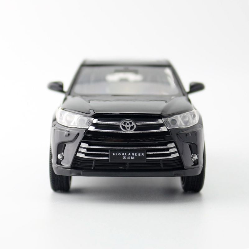 1:32 Toyota 2016 Highlander 3rd Die Cast Model Car