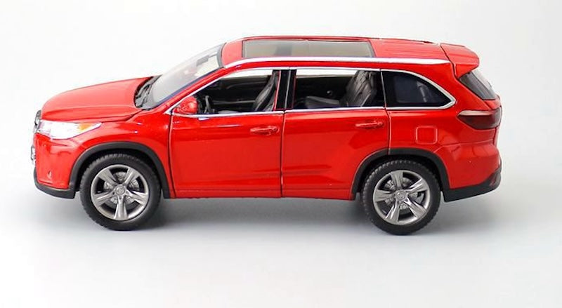 1:32 Toyota 2016 Highlander 3rd Die Cast Model Car