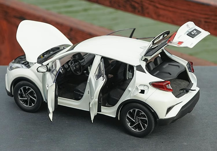 1:18 Toyota 2017 C-HR Die Cast Model Car