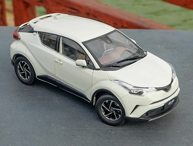 1:18 Toyota 2017 C-HR Die Cast Model Car