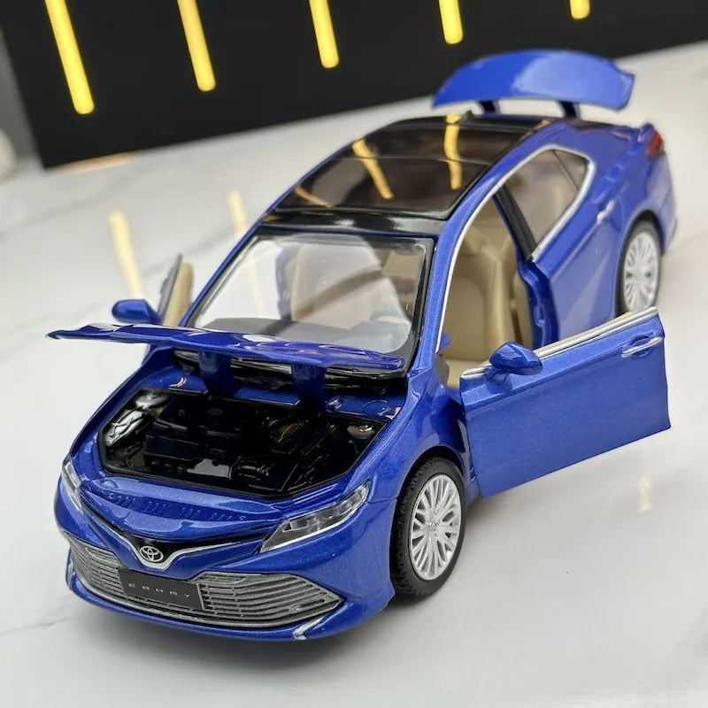 1:32 Toyota Camry XV70 2017 