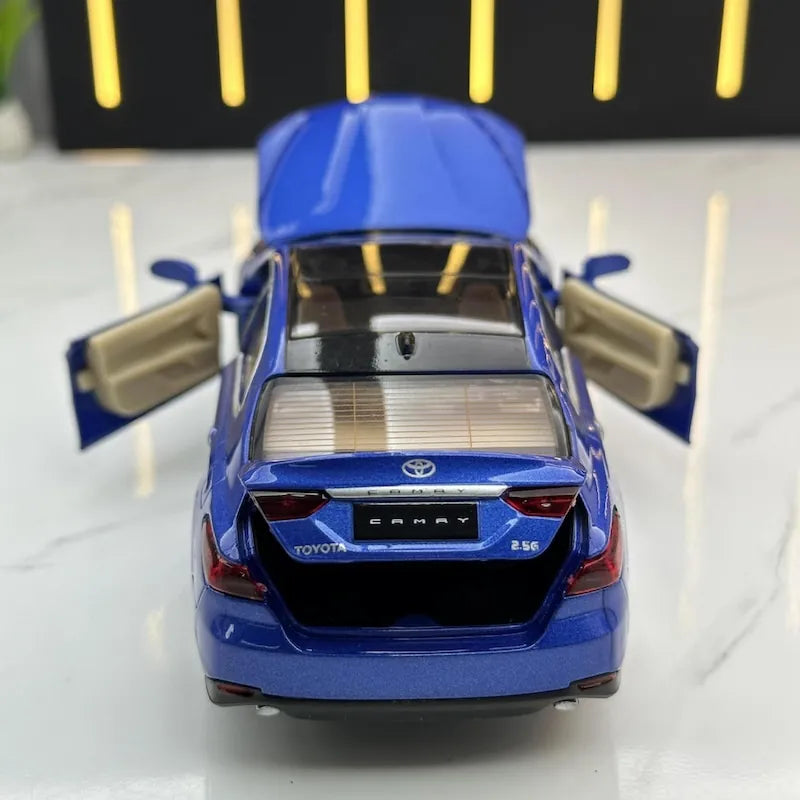 1:32 Toyota Camry XV70 2017 