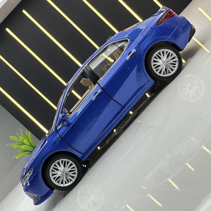 1:32 Toyota Camry XV70 2017 