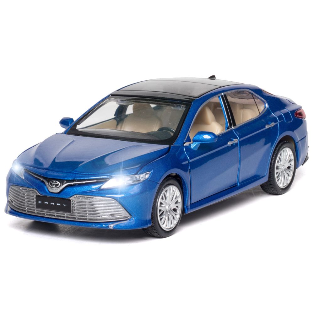 1:32 Toyota 2017 Camry XV70 Die Cast Model Car