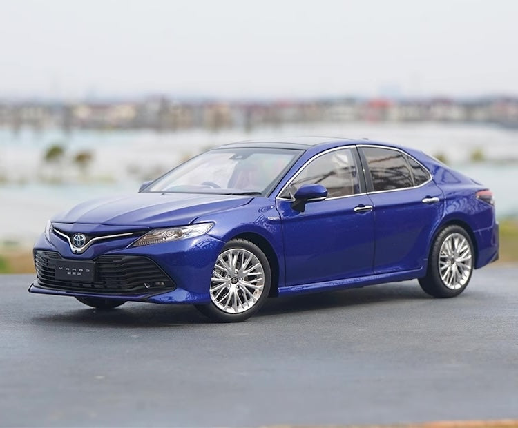 1:18 Toyota 2018 Camry XV70 Die Cast Model Car