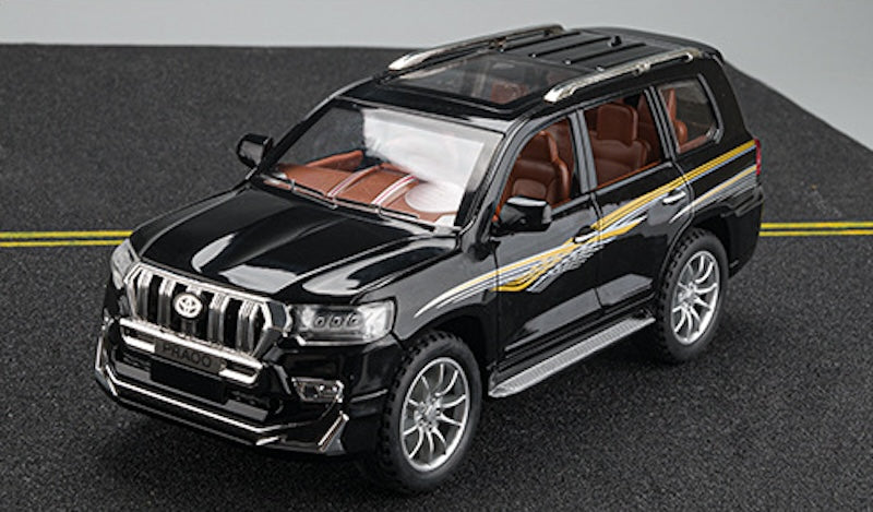 1:32 Toyota 2018 Land Cruiser Prado Die Cast Model Car