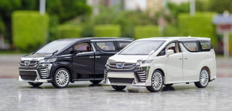 1:24 Toyota 2018 Vellfire 2nd Die Cast Model Car