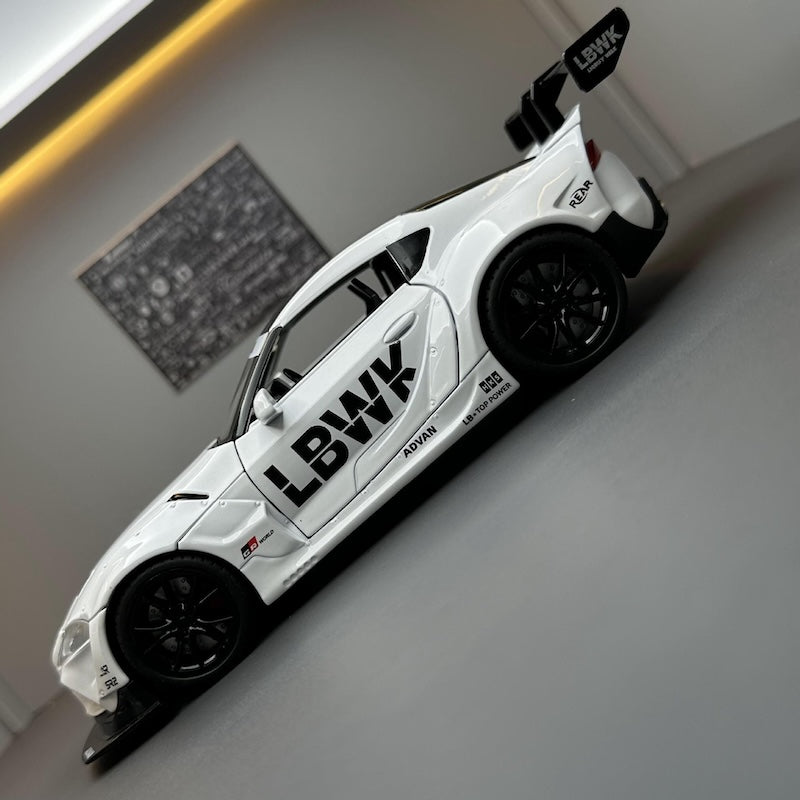 1:24 Toyota 2019 Supra LBWK 5th Die Cast Model Car