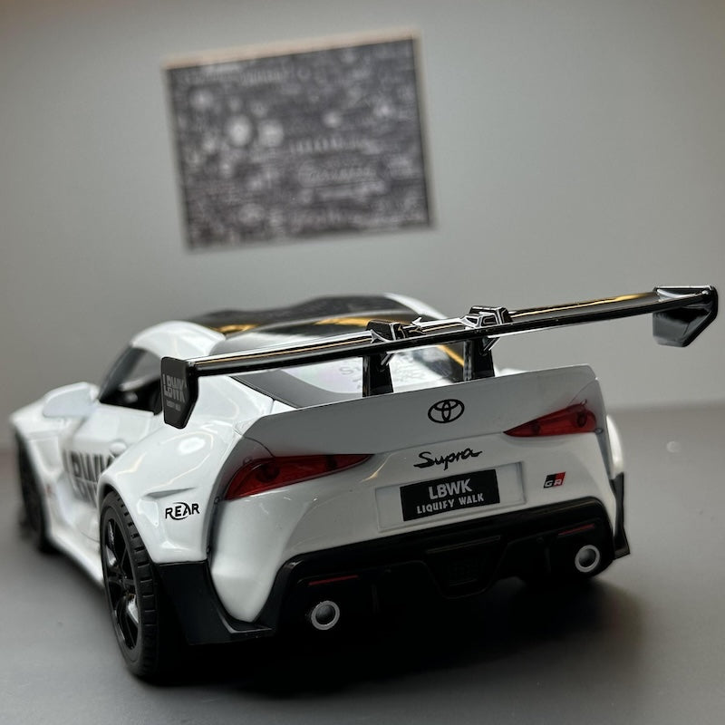 1:24 Toyota 2019 Supra LBWK 5th Die Cast Model Car