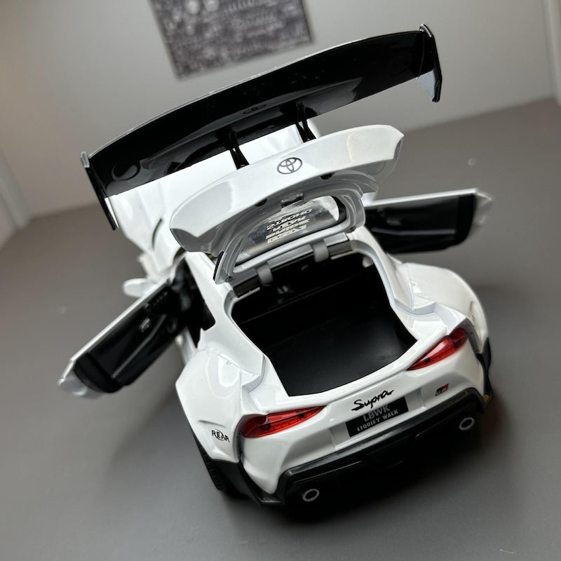 1:24 Toyota 2019 Supra LBWK 5th Die Cast Model Car