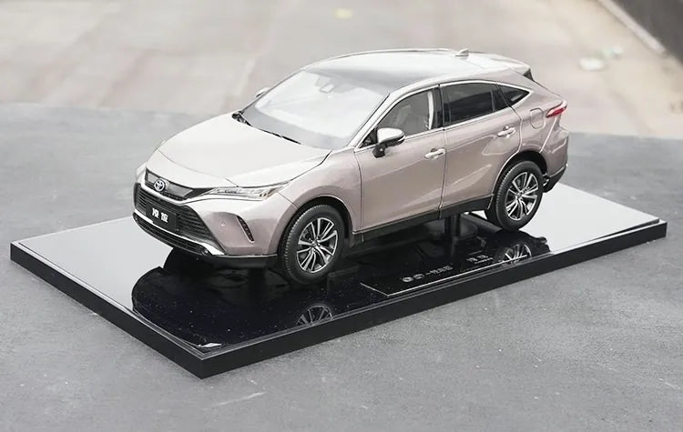 1:18 Toyota 2020 Harrier Die Cast Model Car