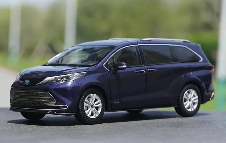 1:18 Toyota Sienna 2020 