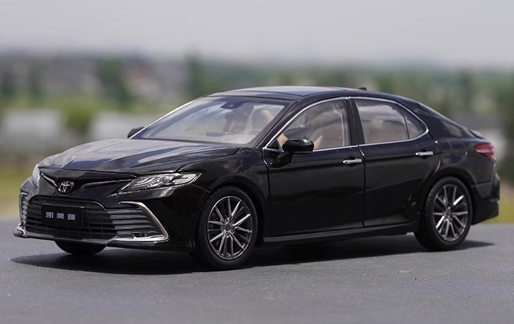 1:18 Toyota 2021 Camry Die Cast Model Car