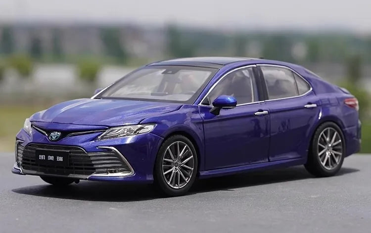 1:18 Toyota Camry 2021 