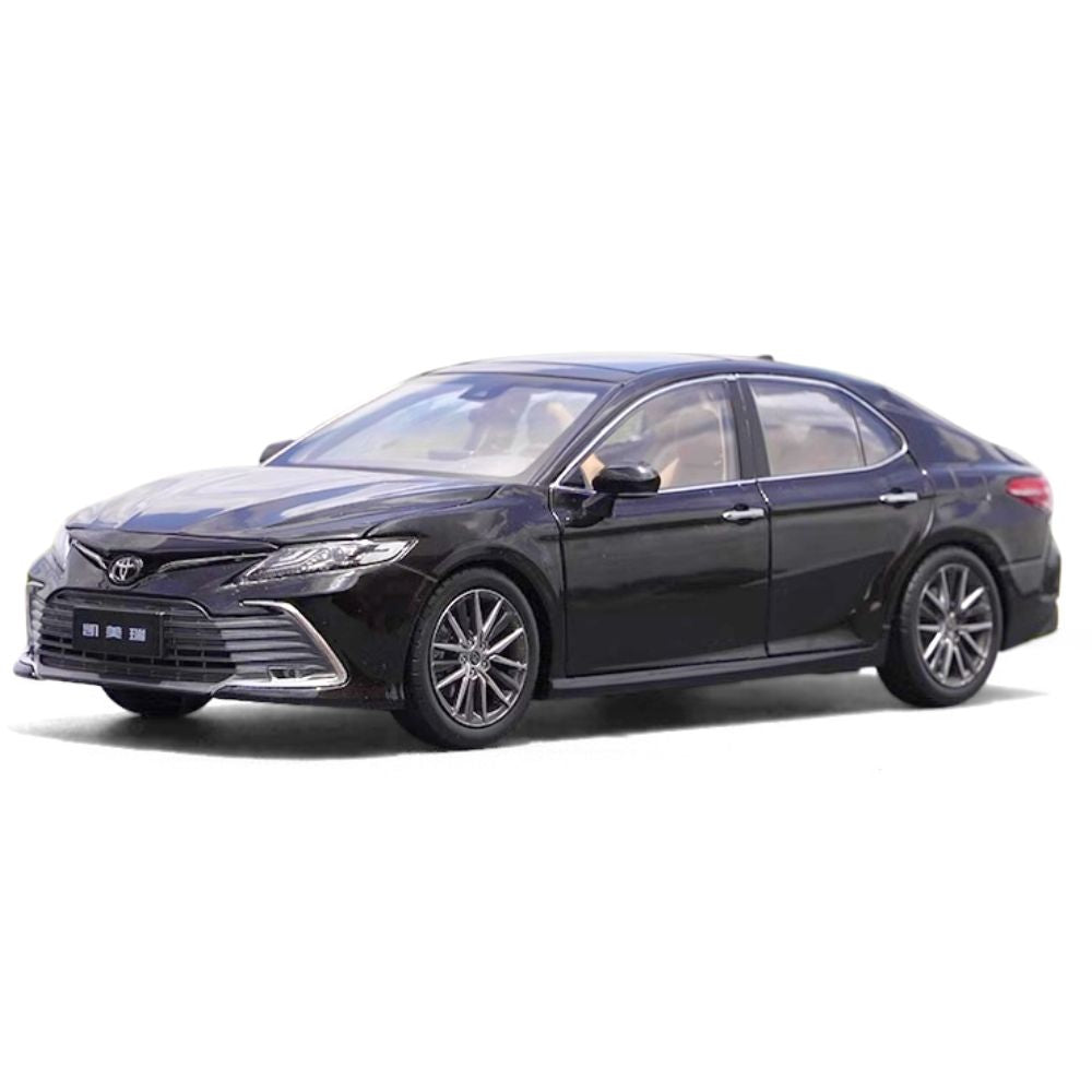 1:18 Toyota 2021 Camry Purple Die Cast Model Car