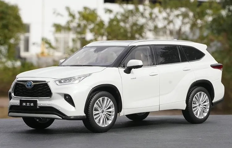 1:18 Toyota 2021 Highlander