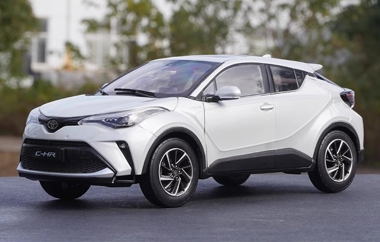 1:18 Toyota 2022 C-HR Die Cast Model Car