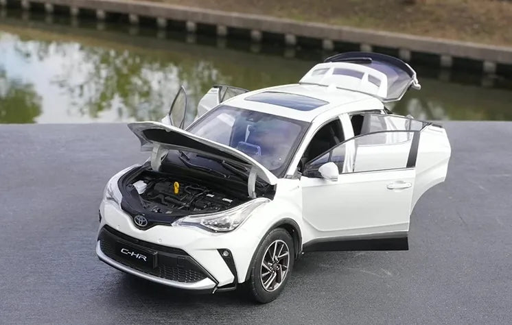 1:18 Toyota 2022 C-HR Die Cast Model Car