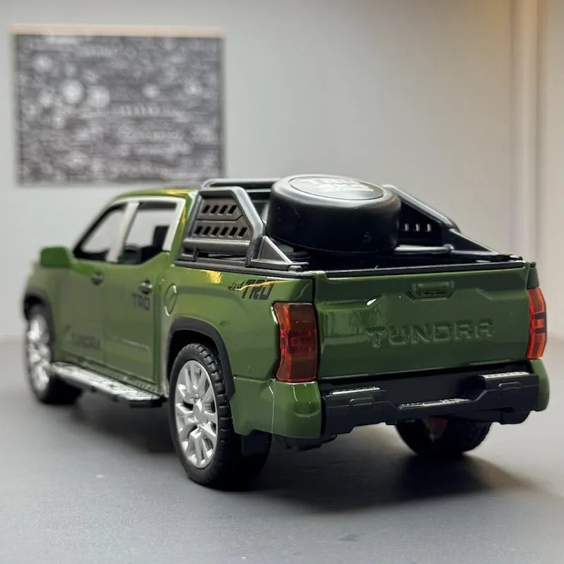 1:32 Toyota 2022 Tundra XK70 3rd