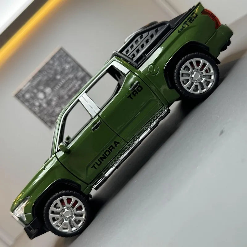 1:32 Toyota 2022 Tundra XK70 3rd