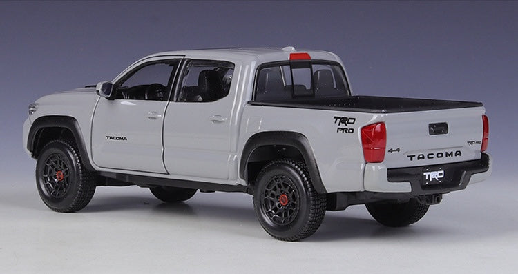 1:24 Toyota 2023 Tacoma TRD Pro Die Cast Model Car