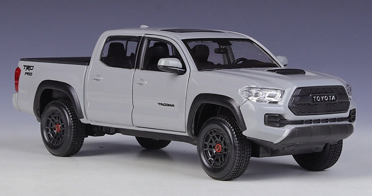 1:24 Toyota 2023 Tacoma TRD Pro Die Cast Model Car