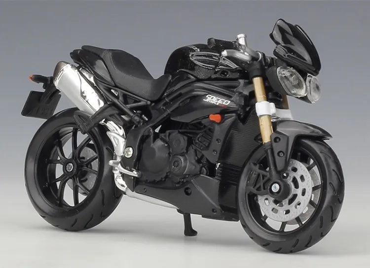 1:18 Triumph Speed ​​Triple 2011 