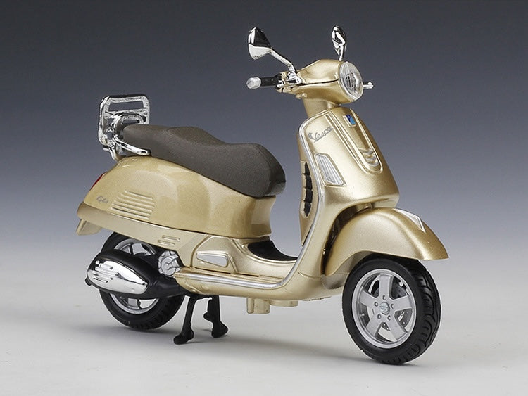 1:18 Vespa 2017 GTS 300 Motorcycle Model