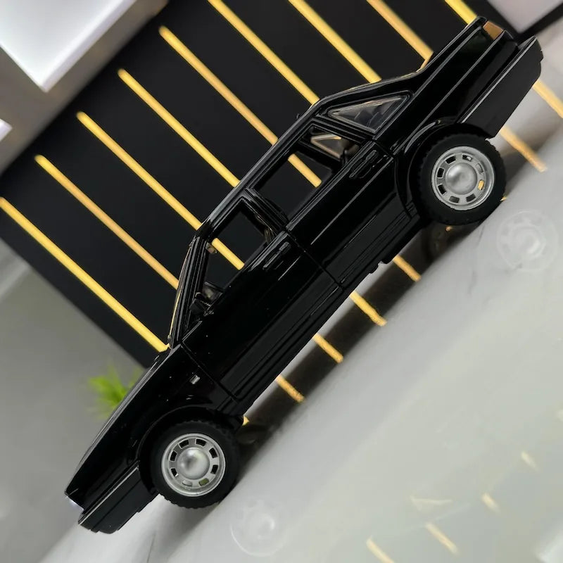 1:24 Volkswagen 1981 Santana