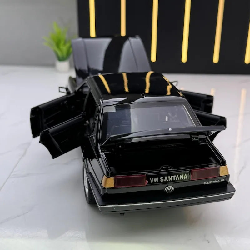 1:24 Volkswagen 1981 Santana