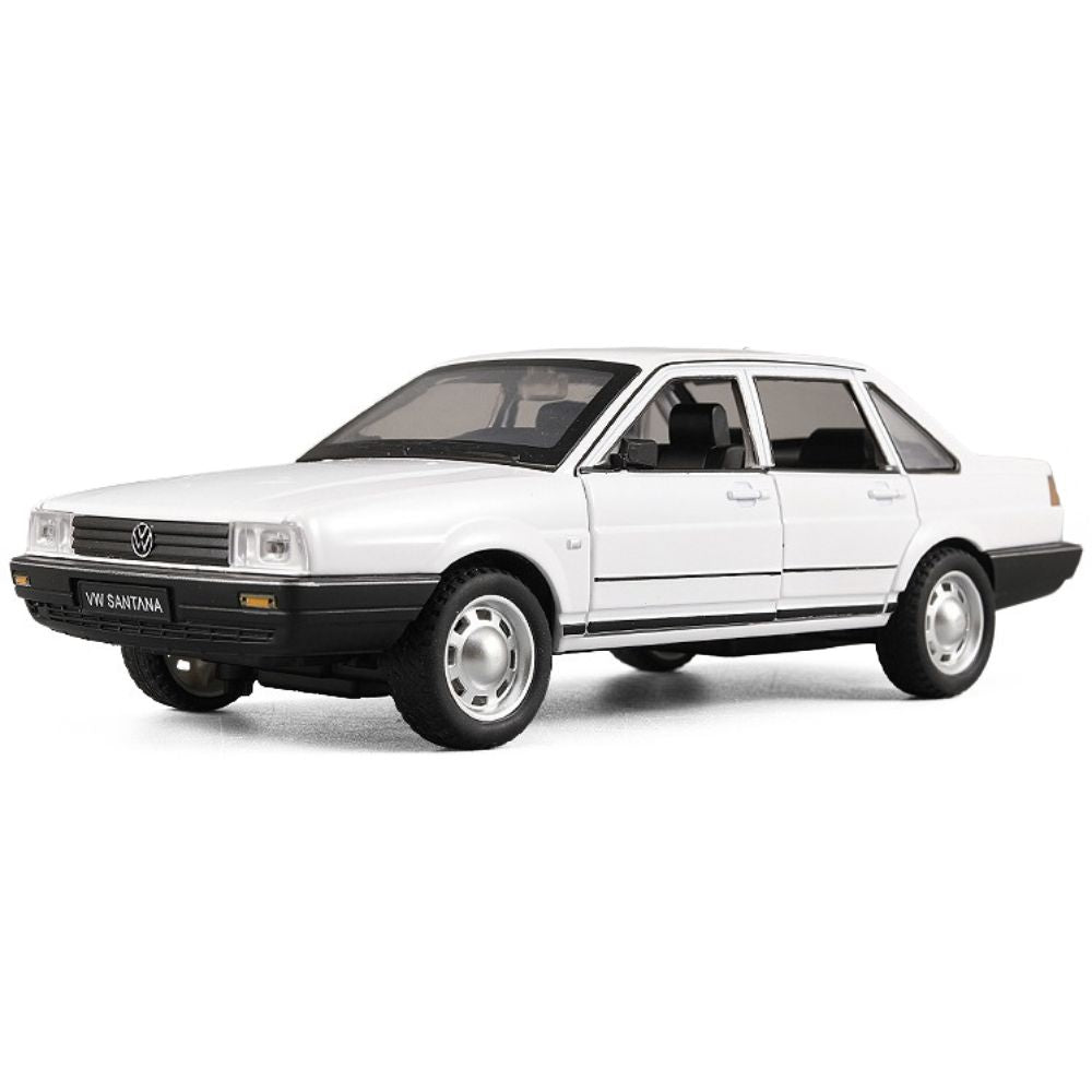 1:24 Volkswagen 1981 Santana White Die Cast Model Car