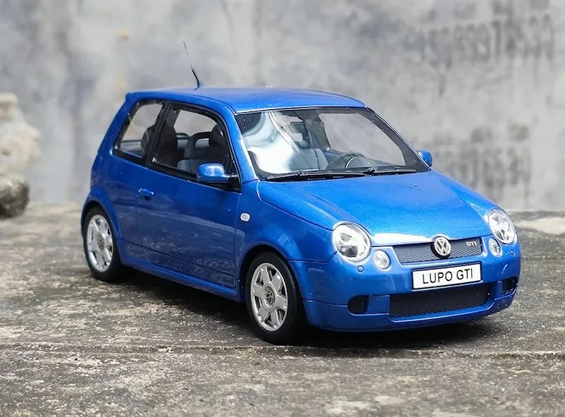 1:18 Volkswagen 2000 Lupo GTI Die Cast Model Car