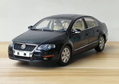 1:18 Volkswagen 2005 Magotan B6 Passat Die Cast Model Car