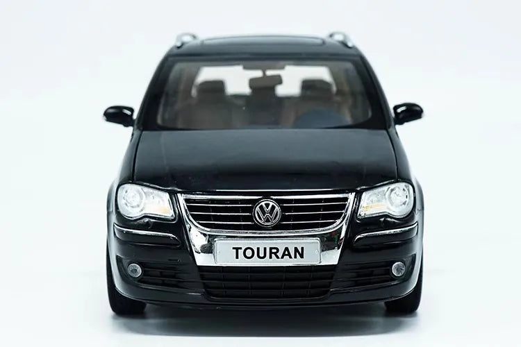 1:18 Volkswagen 2006 Touran Die Cast Model Car