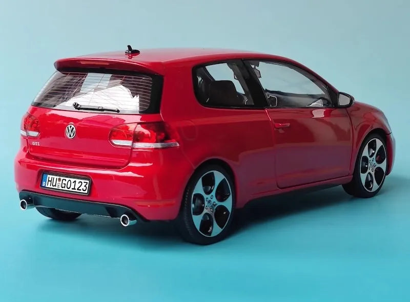 1:18 Volkswagen 2008 Golf GTI Mk6 Die Cast Model Car