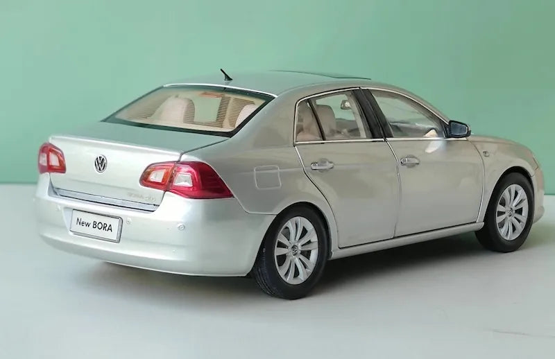 1:18 Volkswagen 2008 Jetta China Version Die Cast Model Car