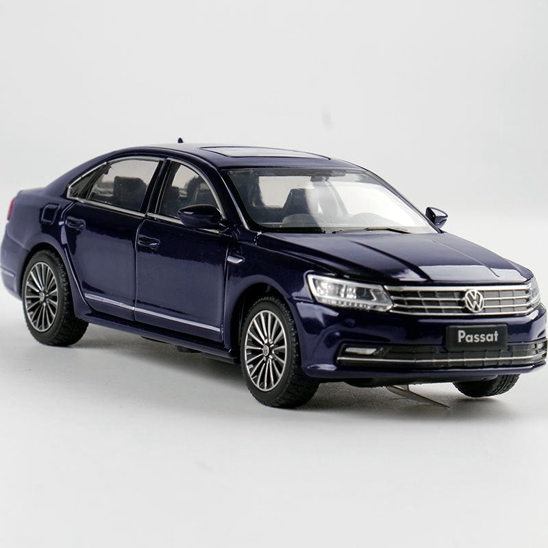 1:32 Volkswagen 2010 Passat B7 Die Cast Model Car