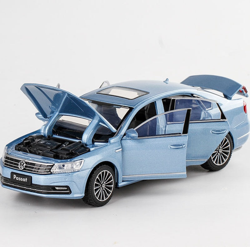 1:32 Volkswagen 2010 Passat B7 Die Cast Model Car