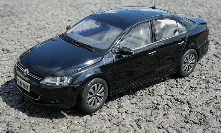 1:18 Volkswagen 2012 Jetta