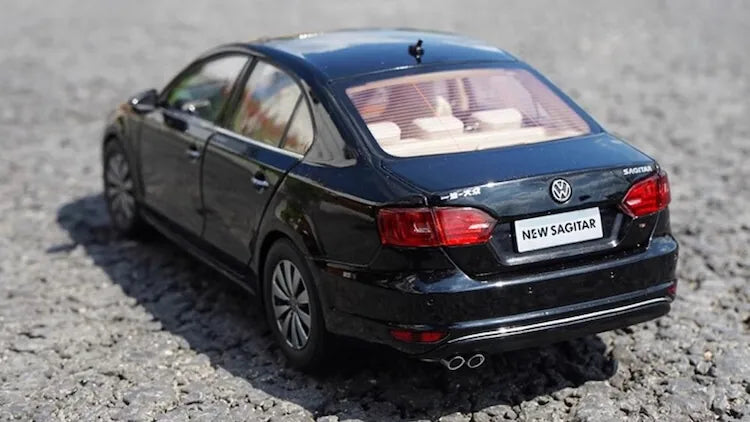 1:18 Volkswagen 2012 Jetta