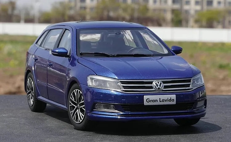 1:18 Volkswagen 2015 Gran Lavida