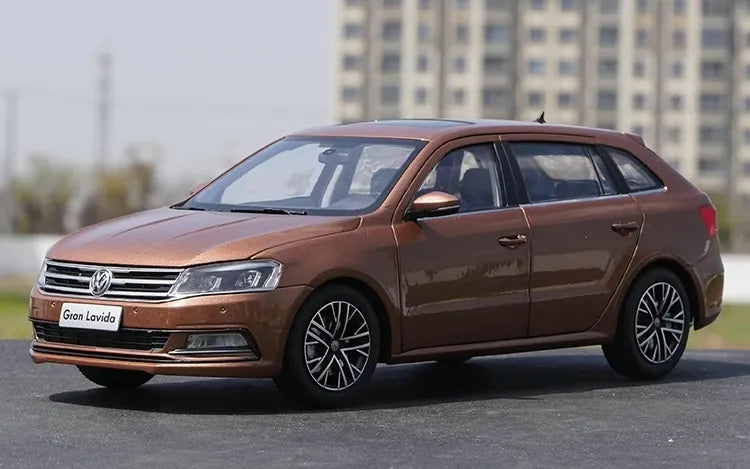 1:18 Volkswagen 2015 Gran Lavida