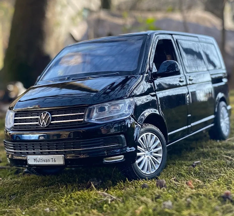 1:32 Volkswagen 2016 Multivan T6