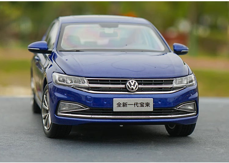 1:18 Volkswagen 2019 Bora Die Cast Model Car