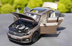 1:18 Volkswagen 2021 Phideon Die Cast Model Car