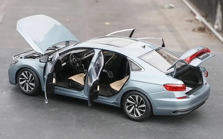 1:18 Volkswagen Passat 330TSI 2022 Édition Luxe Étoilée 