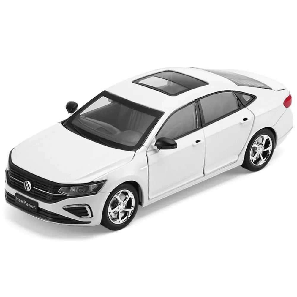 1:24 Volkswagen 2023 Passat NMS White Die Cast Model Car